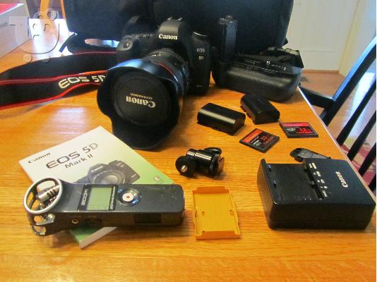 Canon 5D Mark II с объективом 24-105mm