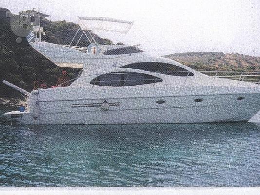 PoulaTo: Azimut 42 fly