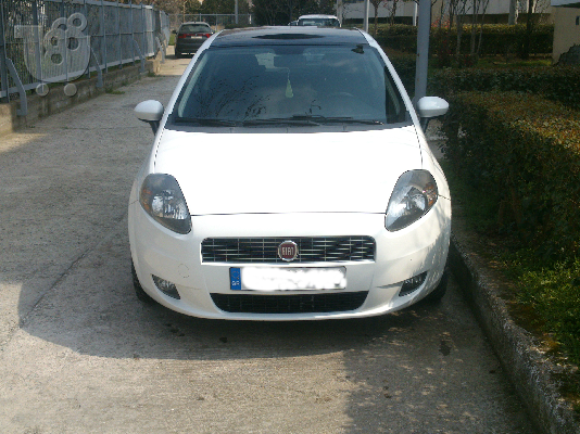 PoulaTo: FIAT GRANDE PUNTO '09