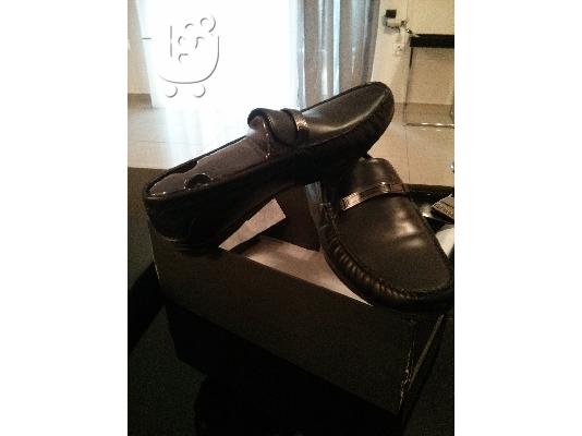 PoulaTo: HUGO BOSS