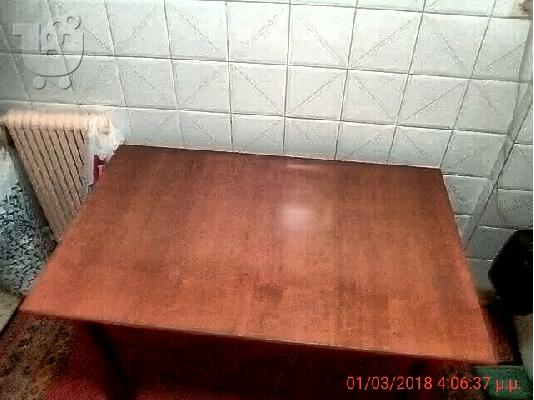 PoulaTo: ΤΡΑΠΕΖΙ ΚΟΥΖΙΝΑΣ