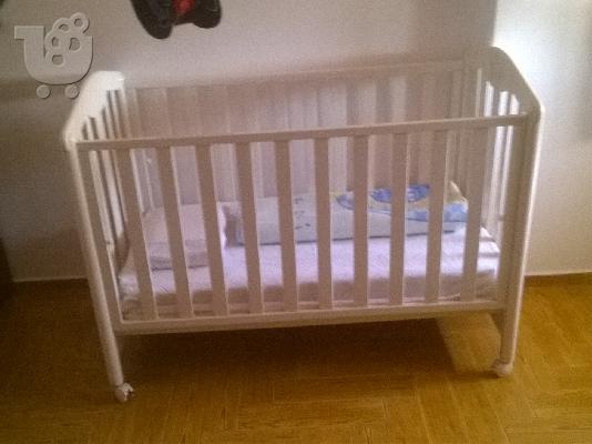 Κουνια με ορθοπεδικο στρωμα και καθισμα φαγητου