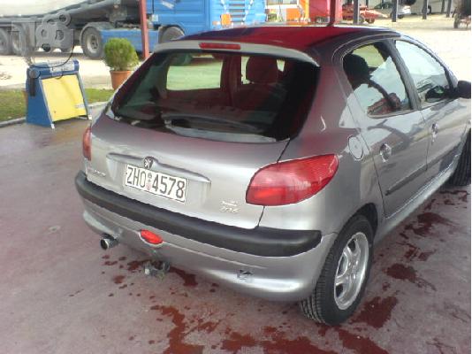 PEUGEOT 206 