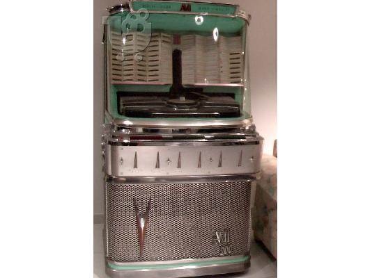 PoulaTo: jukebox ami 200