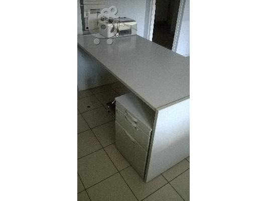 εξοπλισμος φροντιστηριου