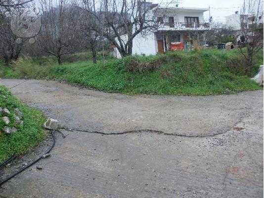 Πωλείται γωνιακό οικόπεδο