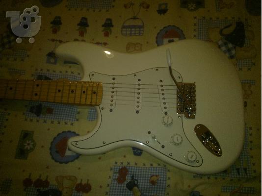 fender strat standard mex LH αριστεροχειρη arctic white