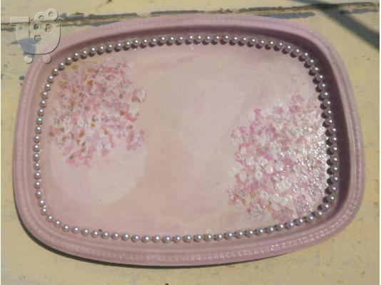 PoulaTo: δίσκος μεταλλικός σερβιρίσματος ροζ, με μαργαριτάρια