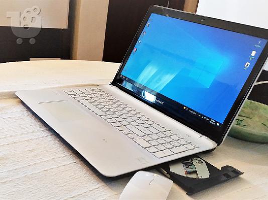 Laptop Sony VAIO Intel® Core™ i3