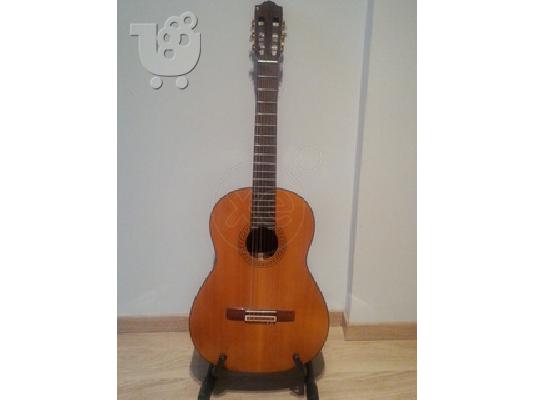 PoulaTo: Κλασική κιθάρα YAMAHA CG150SA