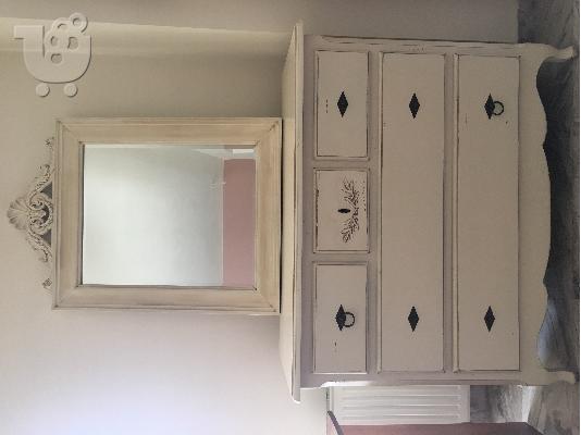 PoulaTo: Συρταριέρα με καθρέφτη